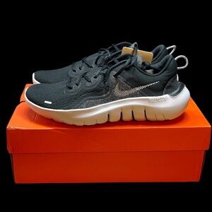 Size 8 - Nike Flex Run 2021 Black White